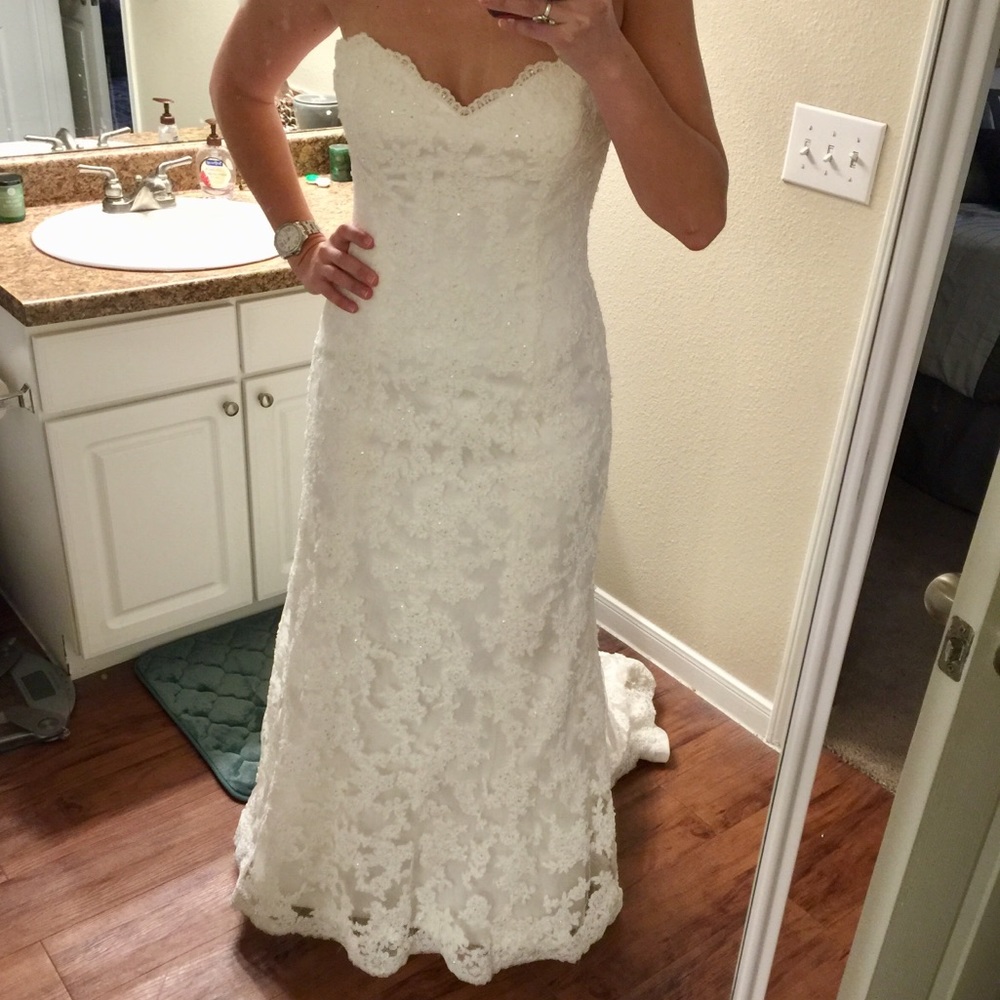Size 10 Maggie Sottero ivory lace wedding dress
